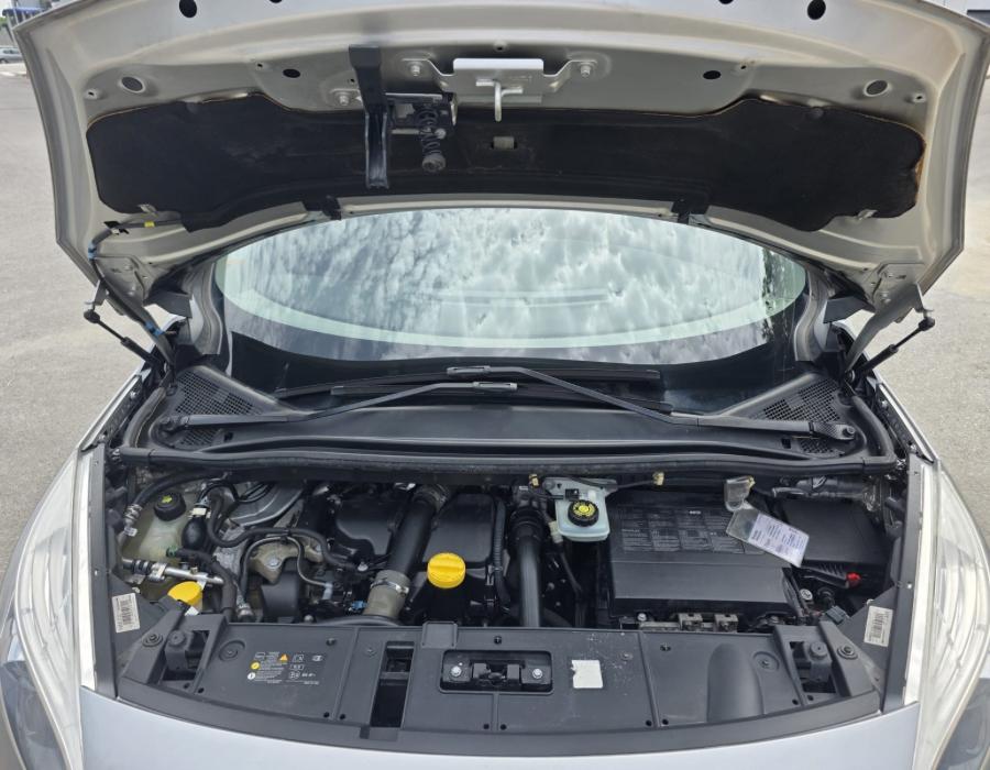 RENAULT GRAND SCENIC BOSE EDITION